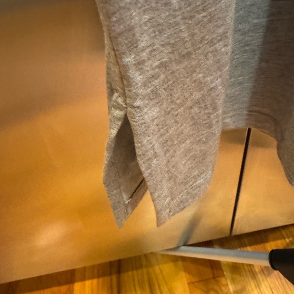 Lusome’ Casual Gray V-Neck Short Sleeve Gown in Modal - Picture 3 of 6